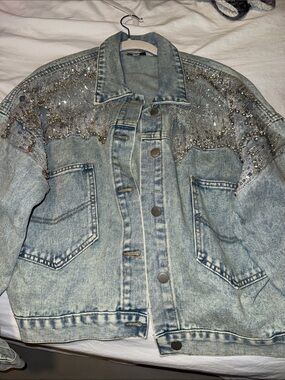 DAVI & DANI Light Blue Sequin Embellished Denim Jacket